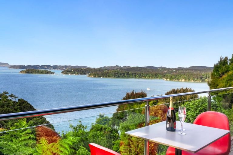 Photo of property in 22 Point Veronica Drive, Opua, 0200