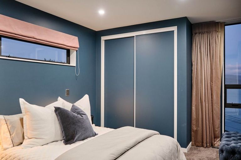 Photo of property in 126a Nicholson Road, Khandallah, Wellington, 6035