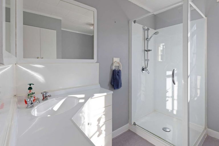 Photo of property in 18 Oxford Road, Lake Rotoma, Rotorua, 3074