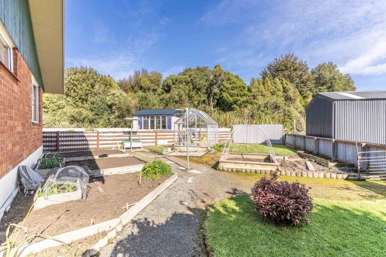 Photo of property in 70 Hillary Street, Winton, 9720