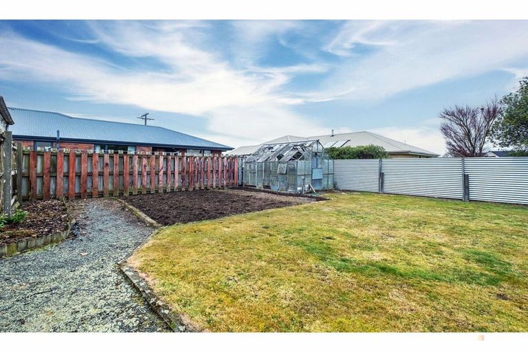 Photo of property in 16 Lancaster Street, Geraldine, 7930