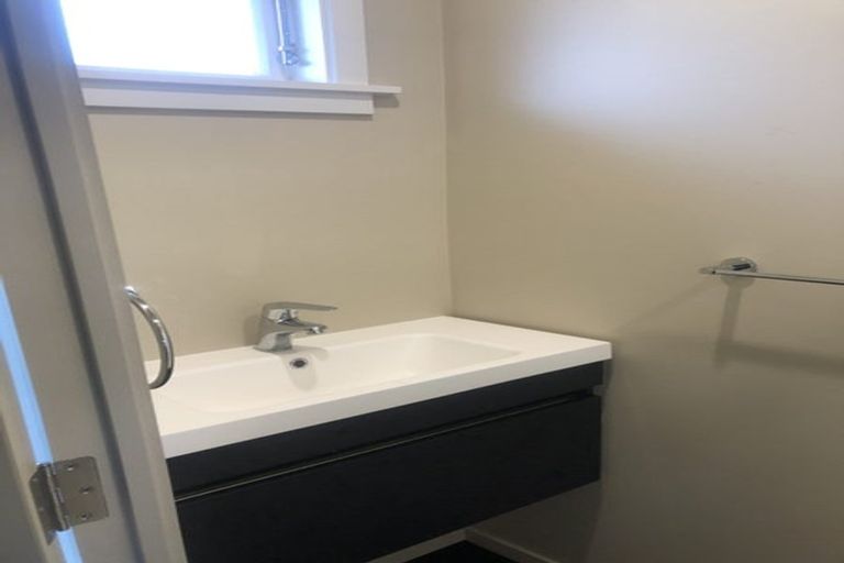 Photo of property in 20 Oxley Avenue, St Albans, Christchurch, 8014