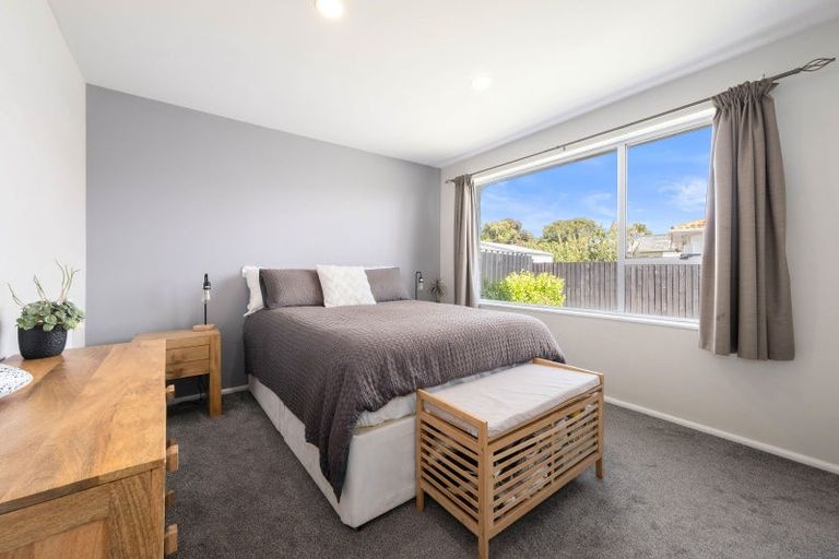 Photo of property in 38 Bayswater Crescent, Bromley, Christchurch, 8062