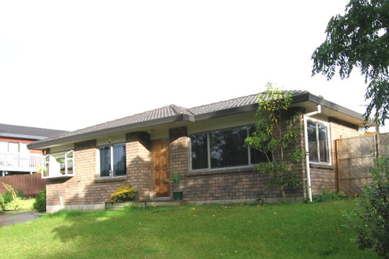 Photo of property in 120 Glen Road, Ranui, Auckland, 0612