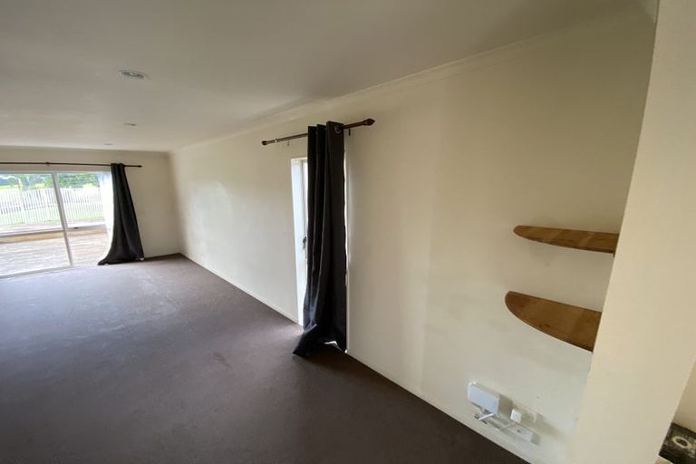 Photo of property in 11 Serenity Place, Otara, Auckland, 2023