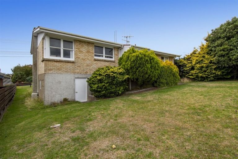 Photo of property in 208 Ngatai Road, Otumoetai, Tauranga, 3110