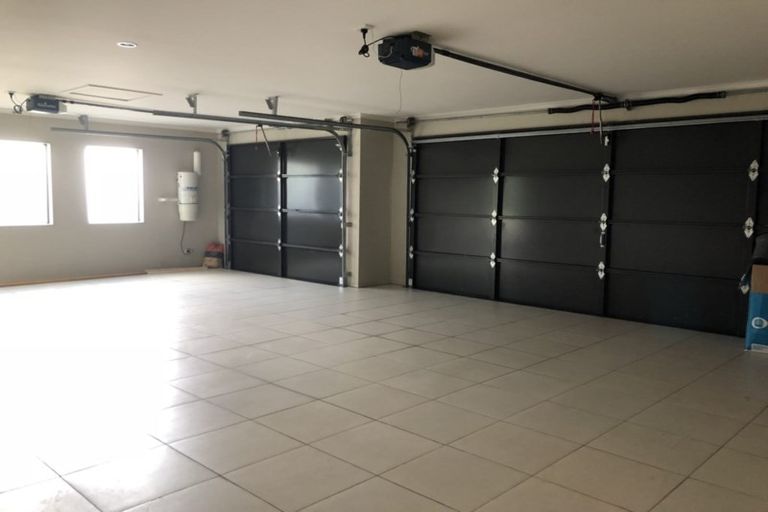 Photo of property in 104 Cyril French Drive, Flat Bush, Auckland, 2016