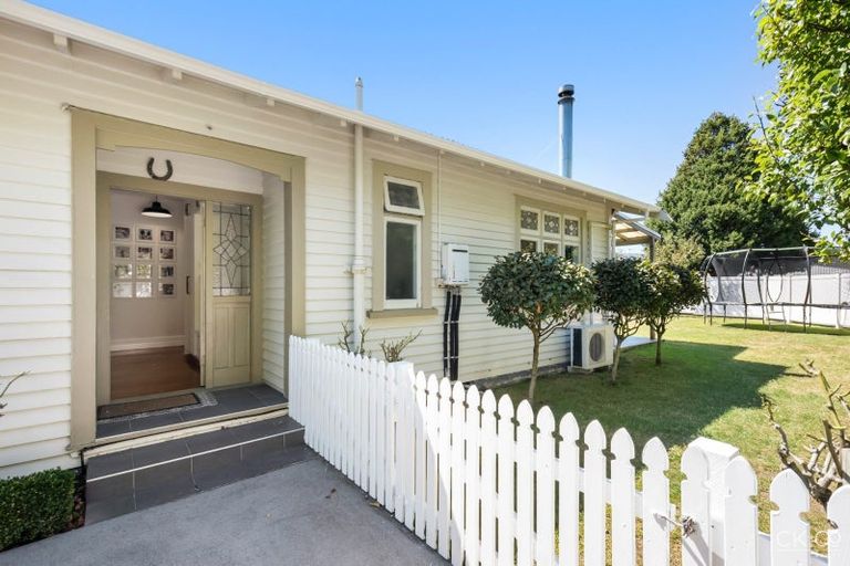 Photo of property in 388 Fergusson Drive, Heretaunga, Upper Hutt, 5018