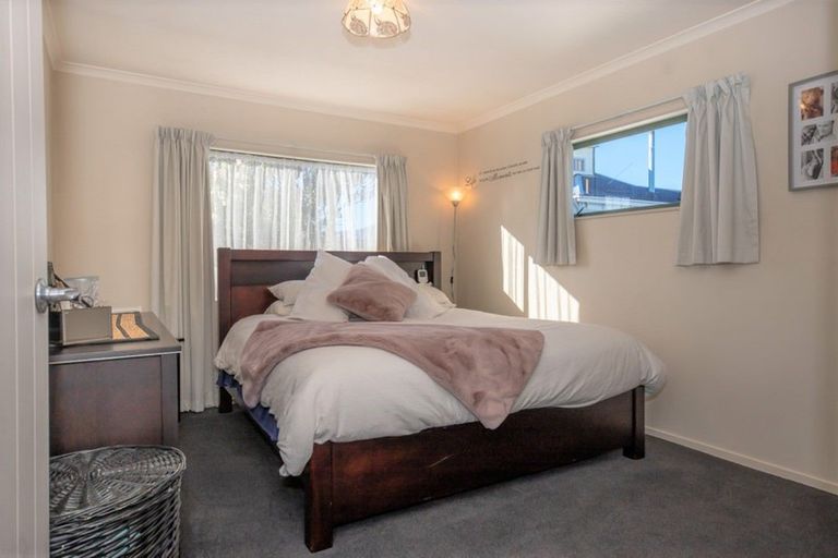 Photo of property in 29 Russell Street, Westport, 7825