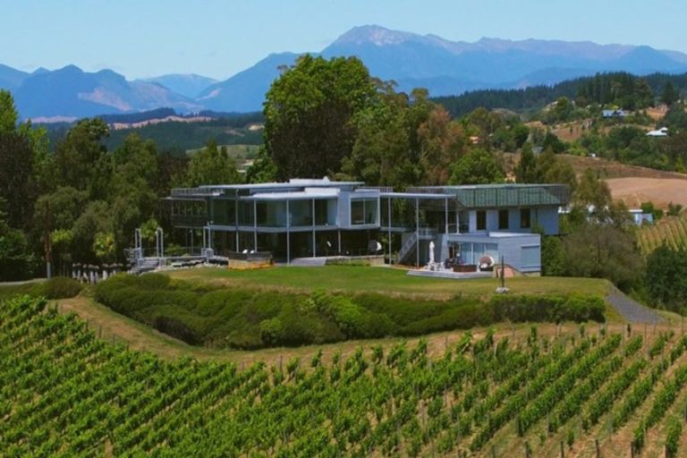 Photo of property in 32 School Road, Mahana, Upper Moutere, 7173