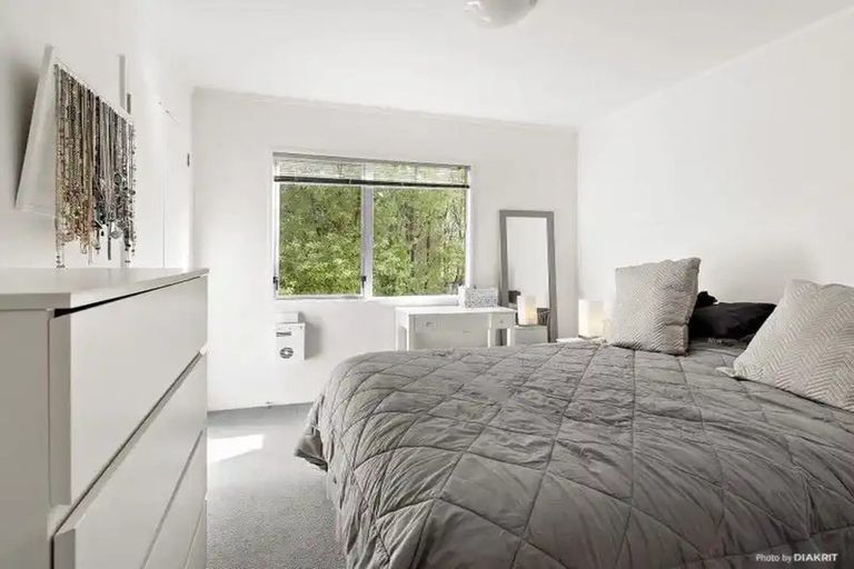 Photo of property in 9/3 Kelvin Grove, Te Aro, Wellington, 6011