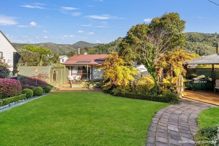 Photo of property in 2 Victoria Close, Picton, 7220