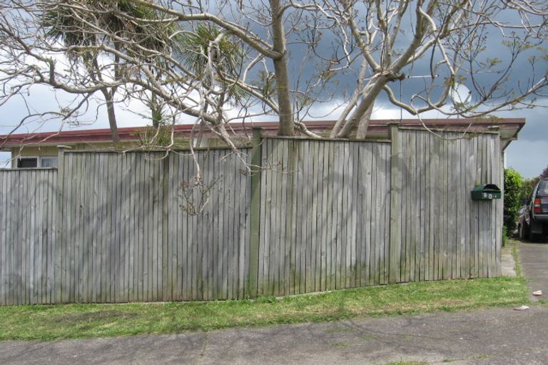 Photo of property in 1/4 Abelia Place, Papatoetoe, Auckland, 2025