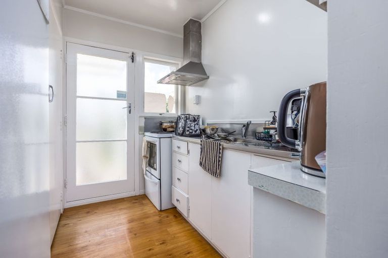 Photo of property in 28 Landscape Road, Papatoetoe, Auckland, 2025