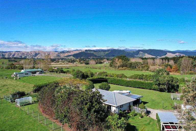 Photo of property in 291 Koputaroa Road, Koputaroa, Levin, 5575