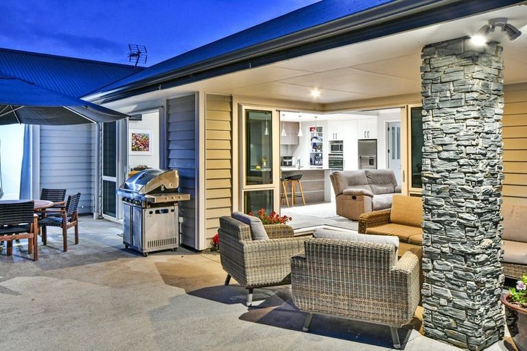 Photo of property in 126 Hillpark Drive, Pokeno, 2402