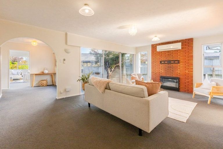 Photo of property in 26 Skerrett Crescent, Tamatea, Napier, 4112