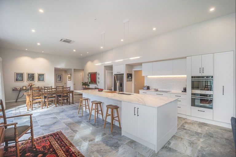 Photo of property in 19 Lindsay Road, Levin, 5510