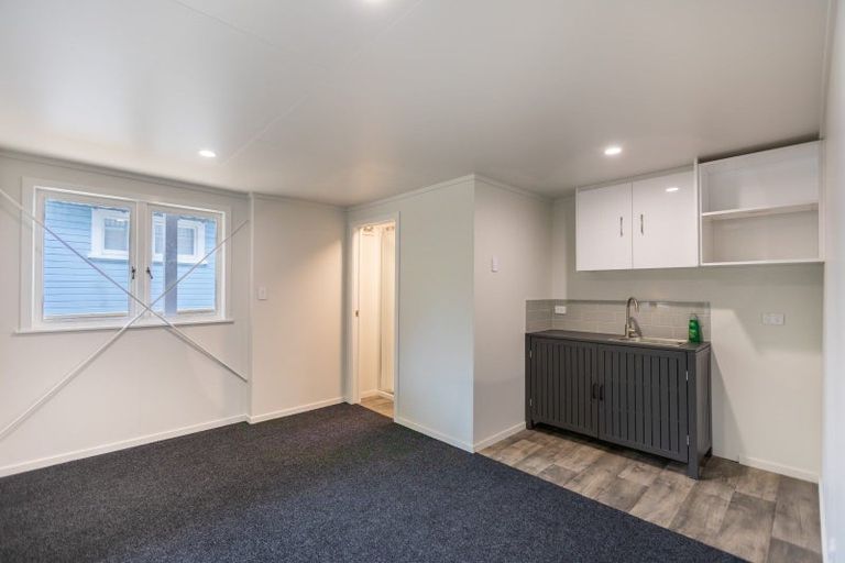 Photo of property in 157 Shakespeare Road, Bluff Hill, Napier, 4110