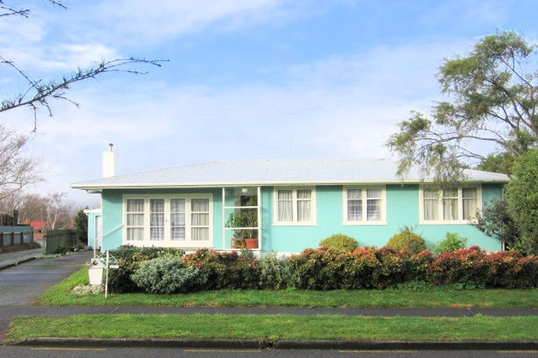 Photo of property in 150 Limbrick Street, Terrace End, Palmerston North, 4410