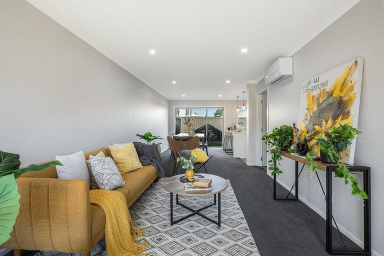 Photo of property in 8 Tieke Lane, Kenepuru, Porirua, 5022