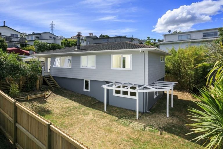 Photo of property in 33 Helleur Road, Massey, Auckland, 0614