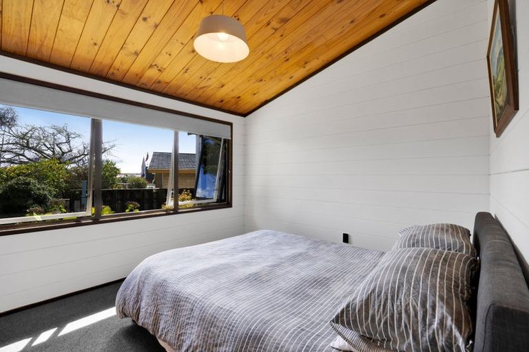 Photo of property in 27 Nikau Street, Inglewood, 4330