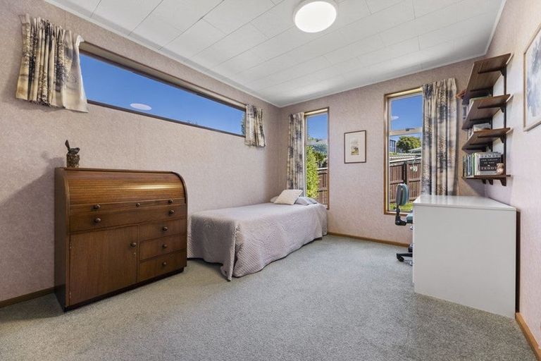 Photo of property in 113 Easther Crescent, Kew, Dunedin, 9012
