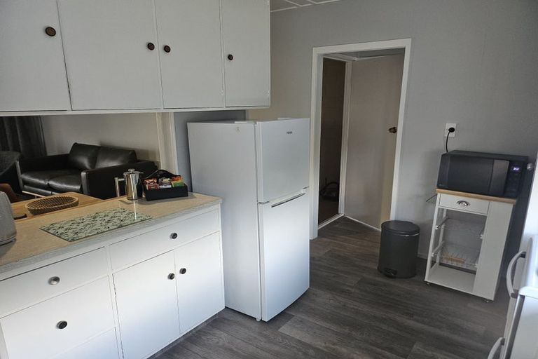 Photo of property in 3/166 Gloucester Street, Taradale, Napier, 4112