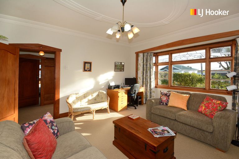 Photo of property in 97 Tomahawk Road, Andersons Bay, Dunedin, 9013