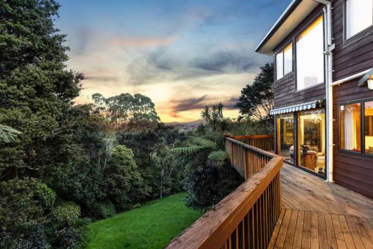 Photo of property in 268 Forest Hill Road, Waiatarua, Auckland, 0612
