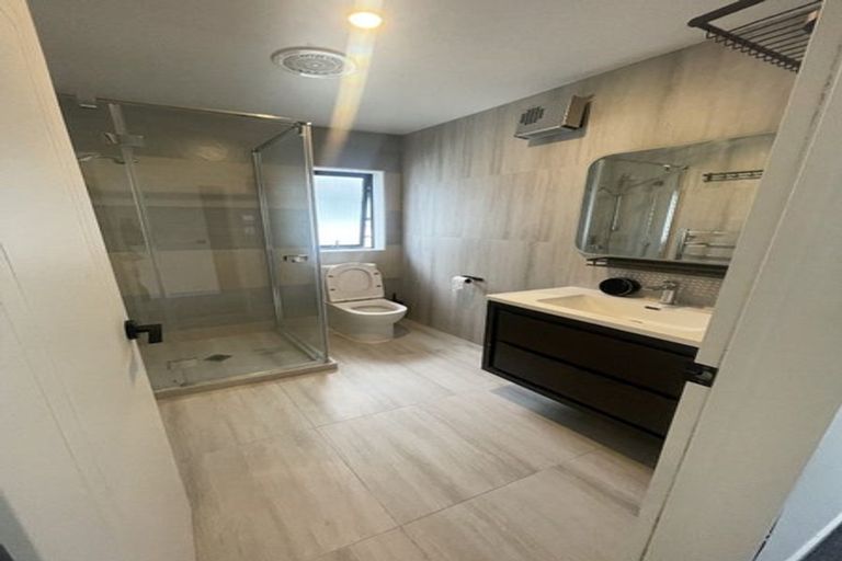 Photo of property in 14 Horsefields Drive, Flat Bush, Auckland, 2019