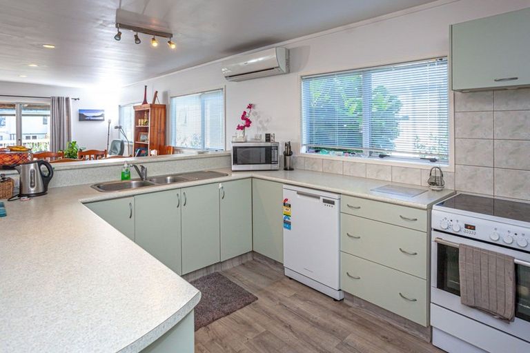 Photo of property in 182 Main Sh25 Road, Tairua, 3508