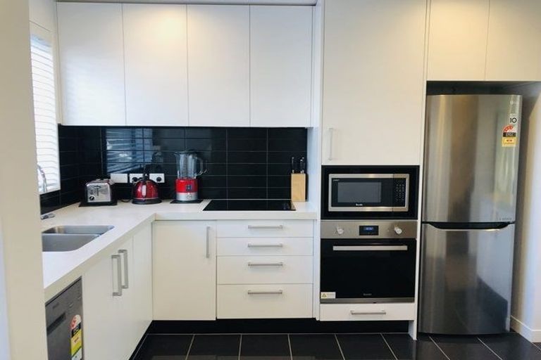 Photo of property in 10/36 Tacy Street, Kilbirnie, Wellington, 6022