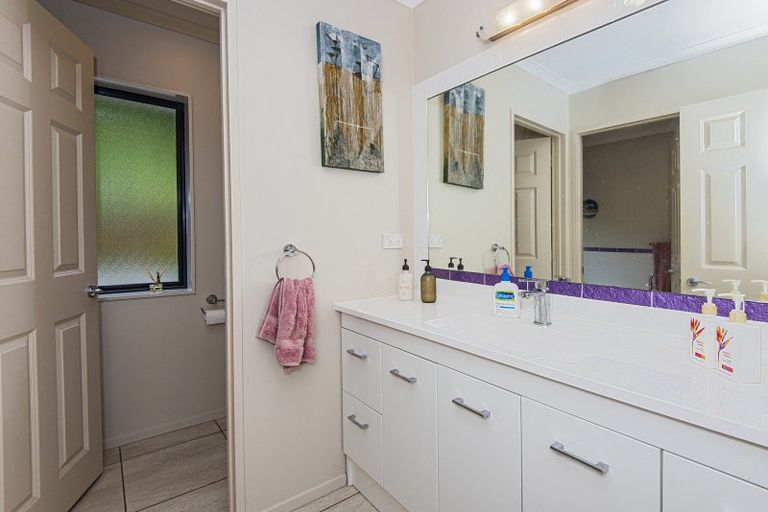 Photo of property in 21 Going Road, Matarau, Kamo, 0185