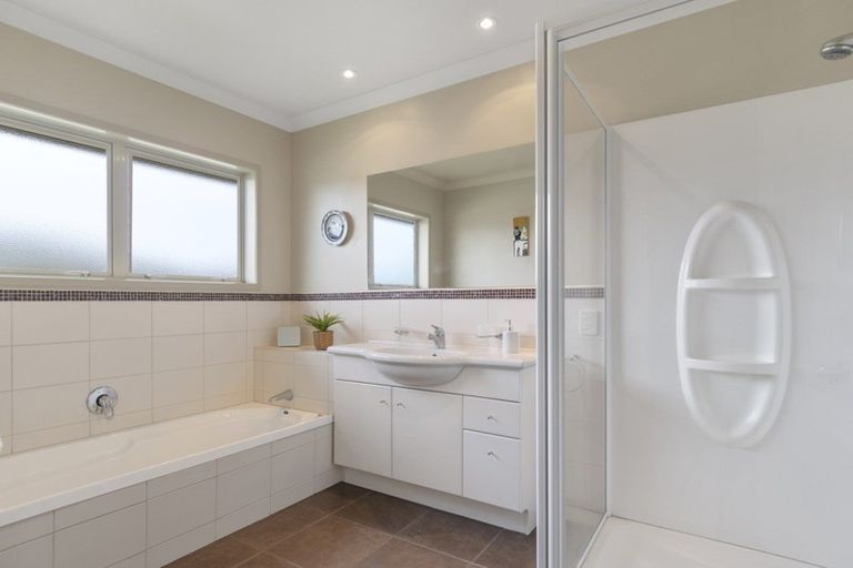 Photo of property in 26 Longmynd Drive, Katikati, 3129