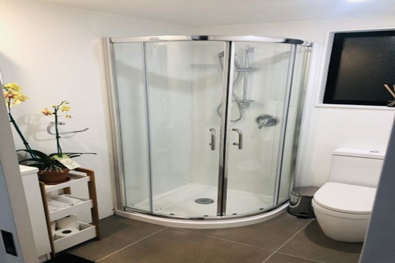 Photo of property in 6 Curletts Road, Sockburn, Christchurch, 8042