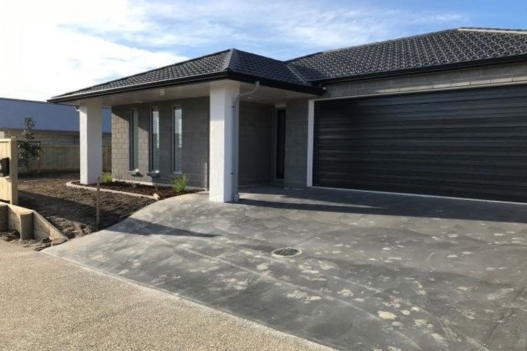 Photo of property in 17 Materawaho Way, Pyes Pa, Tauranga, 3112