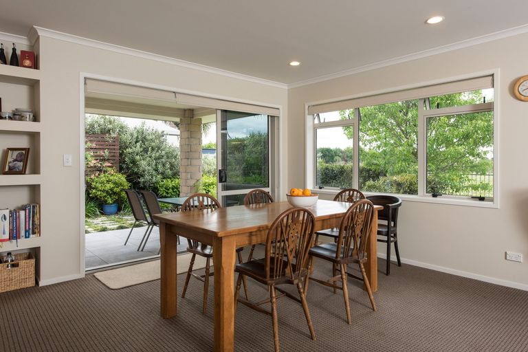 Photo of property in 119 Oriental Parade, Papamoa Beach, Papamoa, 3118