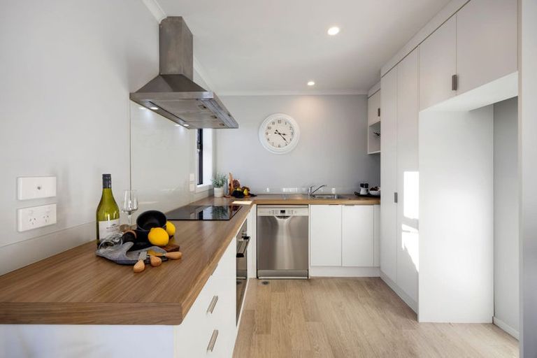 Photo of property in 1-5/5 Charlemont Street, Whitiora, Hamilton, 3200