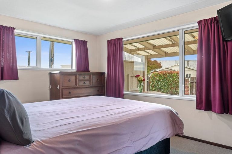 Photo of property in 77 Foremans Road, Islington, Christchurch, 8042