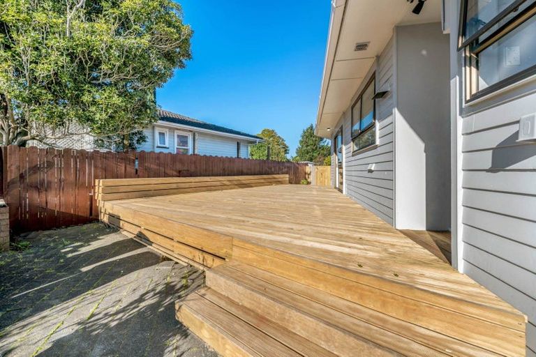 Photo of property in 4 Burlington Place, Manurewa, Auckland, 2102