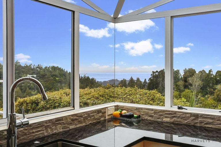 Photo of property in 193 Carter Road, Oratia, Auckland, 0604