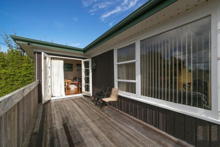Photo of property in 9 Simpson Road, Ranui, Auckland, 0612