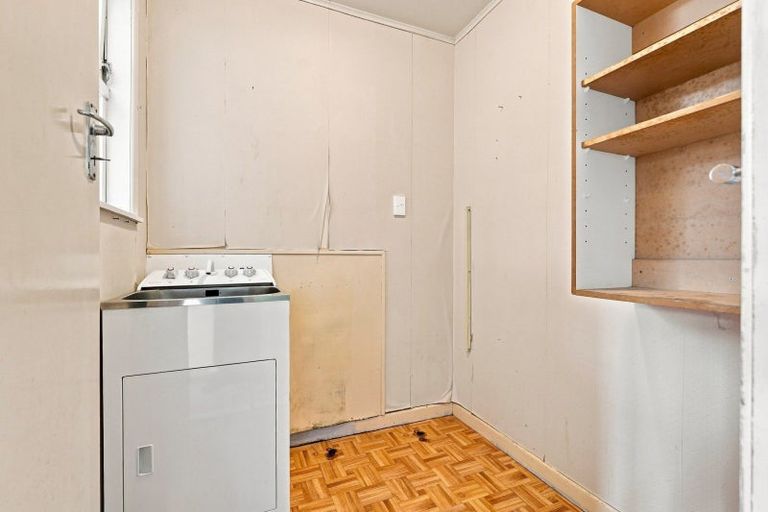 Photo of property in 42 Totara Street, Tawhero, Whanganui, 4501