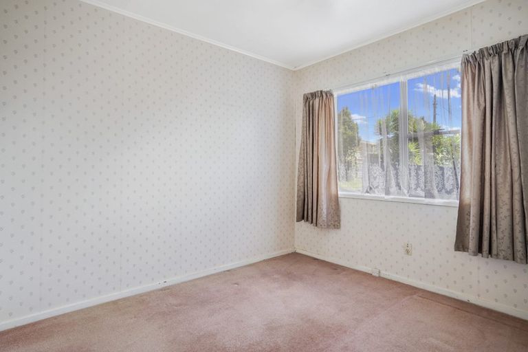 Photo of property in 87a Edmonton Road, Henderson, Auckland, 0612