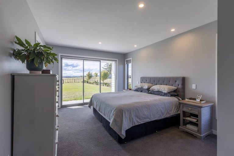 Photo of property in 470 Porangahau Road, Waipukurau, 4282