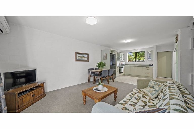 Photo of property in 3/36a Harman Street, Addington, Christchurch, 8024