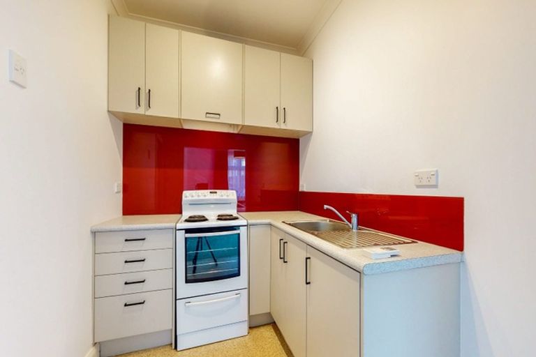 Photo of property in 3a Linwood Way, Island Bay, Wellington, 6023