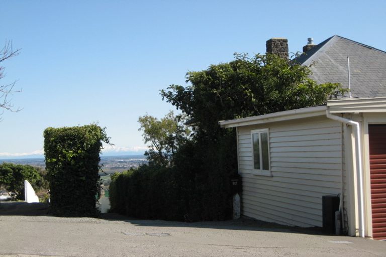 Photo of property in 82 Dyers Pass Road, Cashmere, Christchurch, 8022